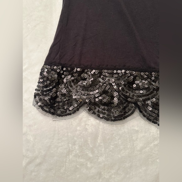 Maurice’s medium black tank, sequin scallop hem. Tunic length. Great condition - Picture 6 of 7